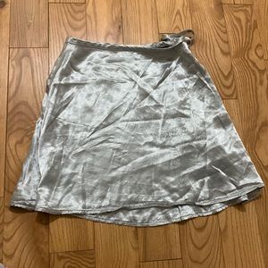 Vintage Le Chateau silver skirt